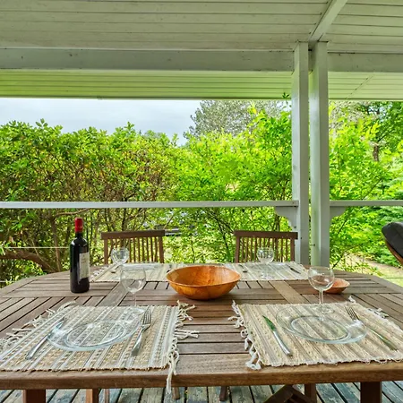 Domaine De Pitrot By Interhome Le Moutchic